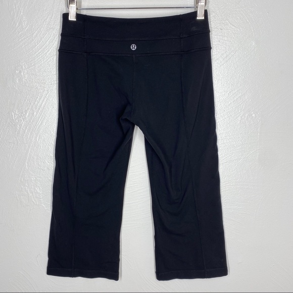 LULULEMON Black Capri Pants Leggings Crop 6